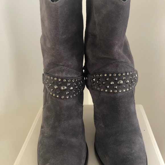 NWOT Barney’s of New York suede boots - Picture 2 of 4